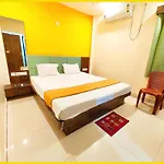Hotel Jagdish Palace Near Sea Beach - Free Wifi - Lift & Parking Facility - Fully Air Conditioning Luxuary Rooms - Premium Hotel In Puri