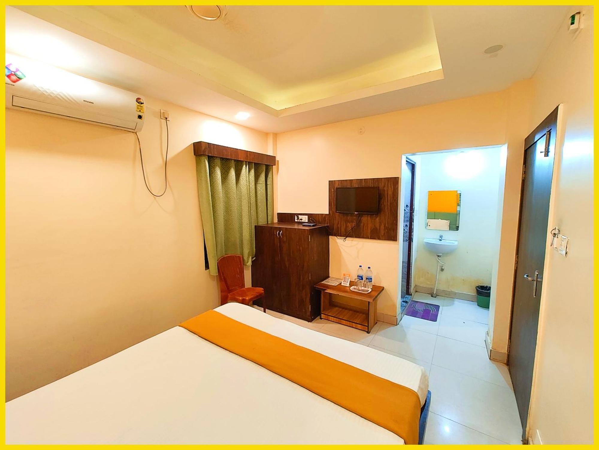 Hotel Jagdish Palace Near Sea - Free Wifi - Lift & Parking Facility - Fully Air Conditioning Luxuary - Premium In Puri